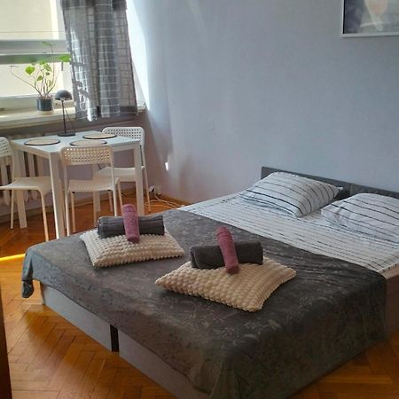 Night Host Matejki 4 Free Parking Διαμέρισμα Μπίτομ Εξωτερικό φωτογραφία